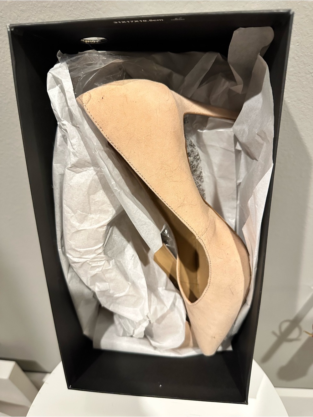 Banana Republic Blush Suede Pointed-Toe Pump